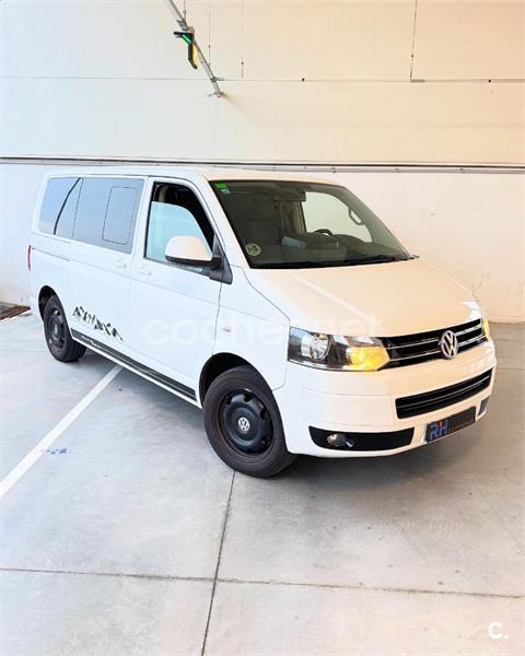 VOLKSWAGEN Transporter Kombi Largo TM 2.0 BiTDI 180 4m DSG 3.0T