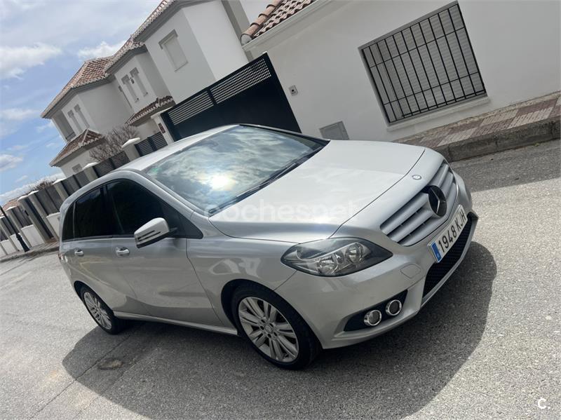 MERCEDES-BENZ Clase B B 180 d