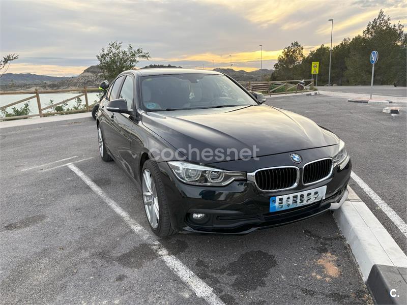 BMW Serie 3 318dA Business