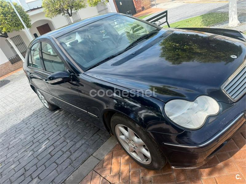 MERCEDES-BENZ Clase C