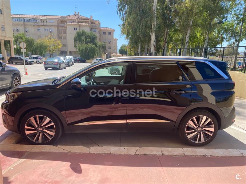 PEUGEOT 5008 Allure 1.2L PureTech SS