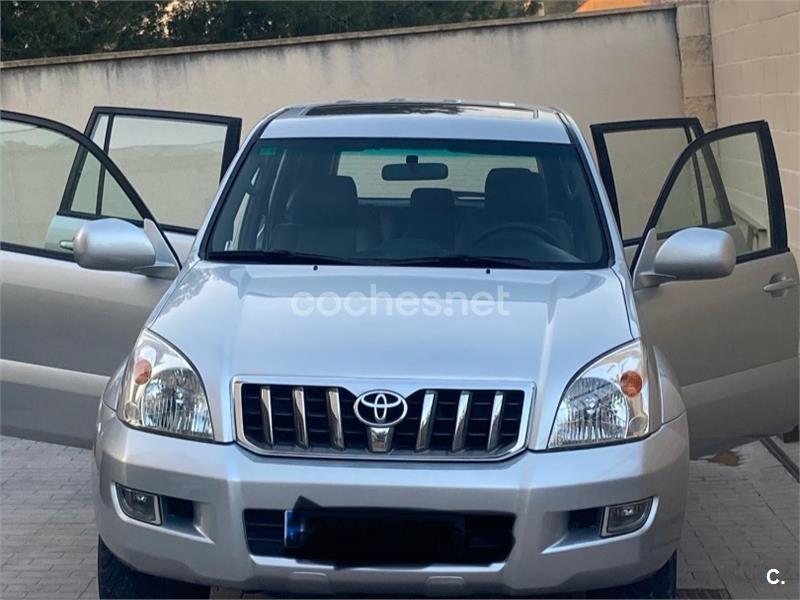 TOYOTA Land Cruiser 3.0 D4D VXL