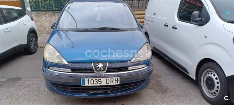 PEUGEOT 807