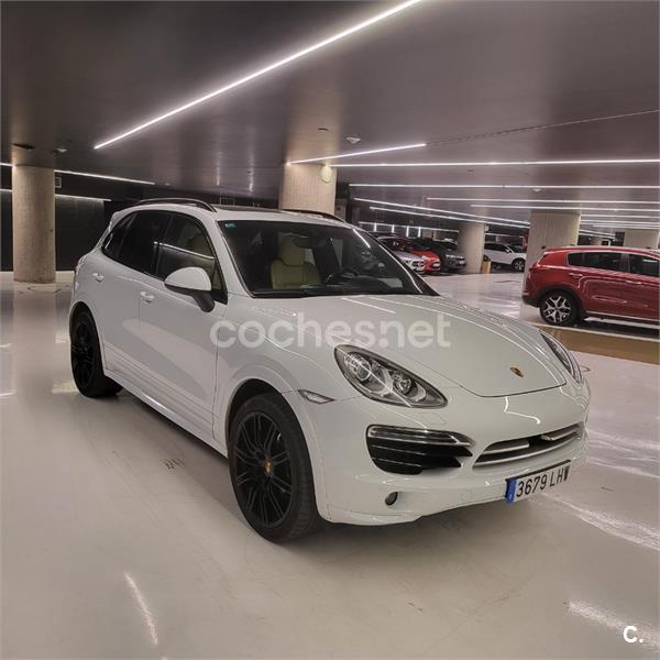 PORSCHE Cayenne 3.0 TD Platinum Edition Tiptronic