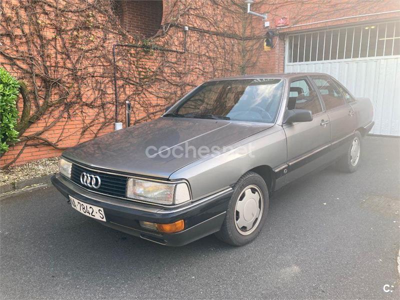 AUDI 200