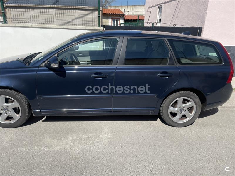VOLVO V50 2.0 D3 Business Edition