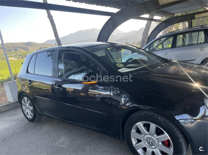 VOLKSWAGEN Golf 1.9 TDI Highline