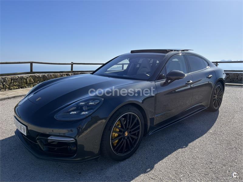 PORSCHE Panamera 4S