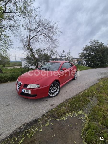 ALFA ROMEO GT 1.9 JTD Progression