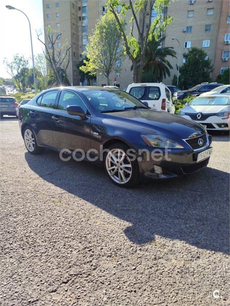 LEXUS IS 220d Sport