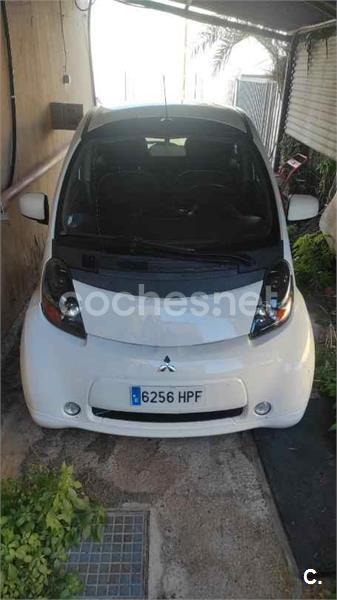 MITSUBISHI iMiEV