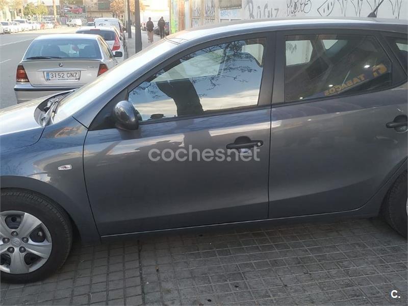 HYUNDAI i30 1.4 CVVT Classic