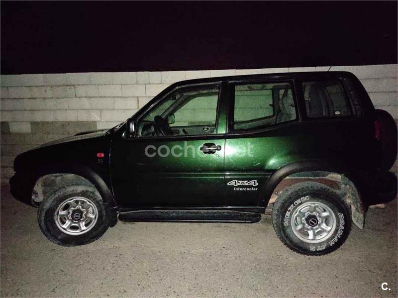 NISSAN Terrano II