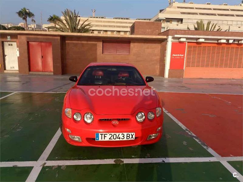 HYUNDAI Coupe