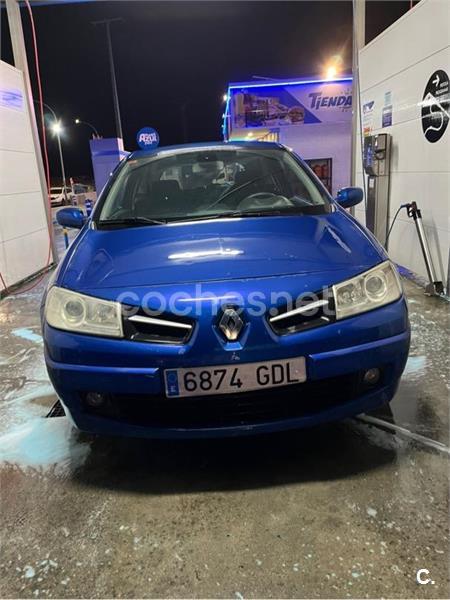 RENAULT Megane