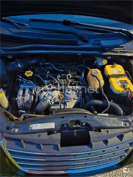 CHRYSLER Grand Voyager