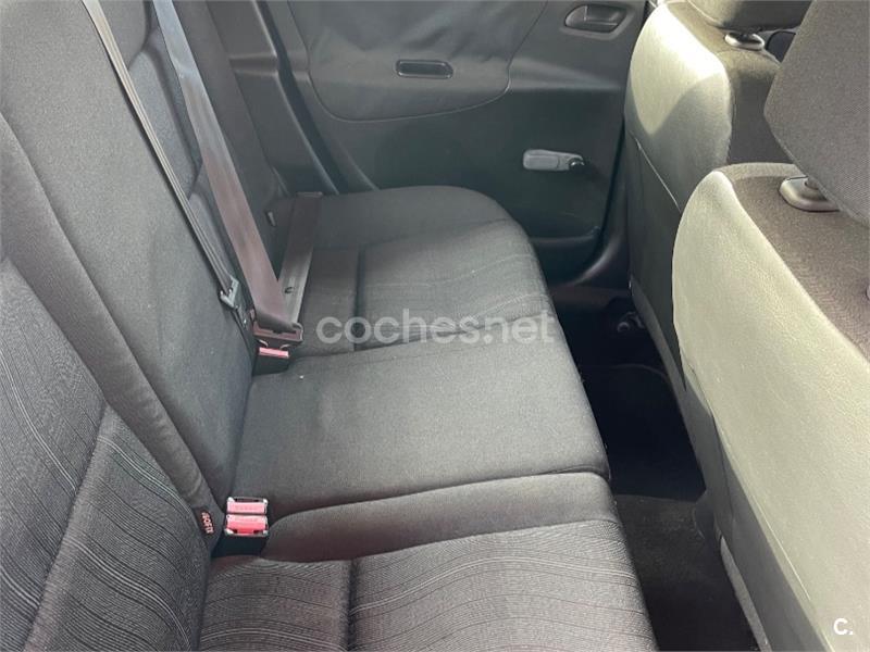 PEUGEOT 207 Confort 1.4 HDI 70