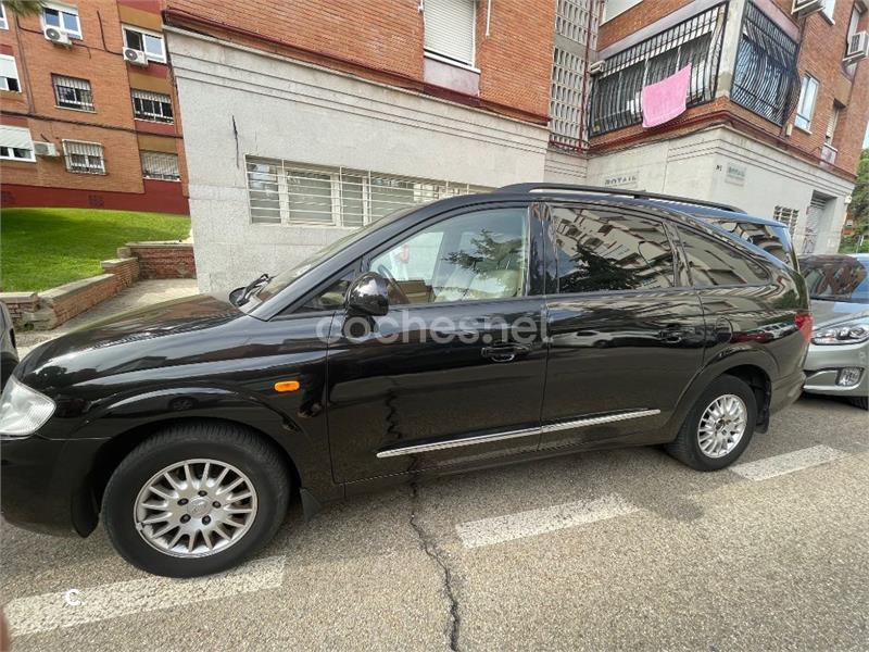 SSANGYONG Rodius 270Xdi Premium
