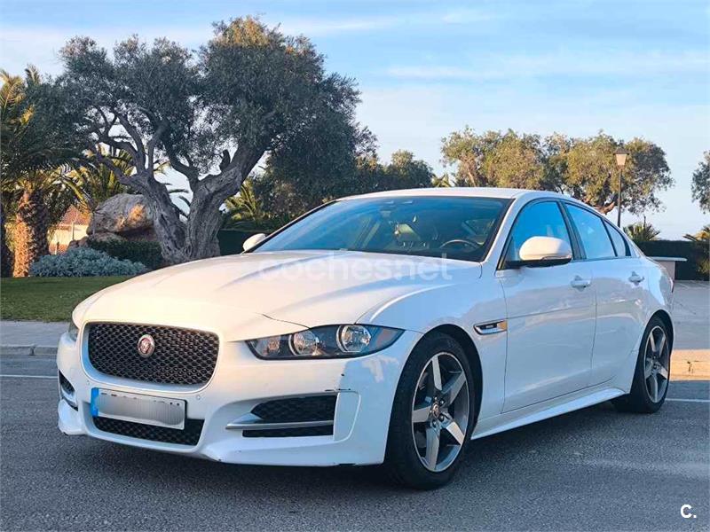 JAGUAR XE