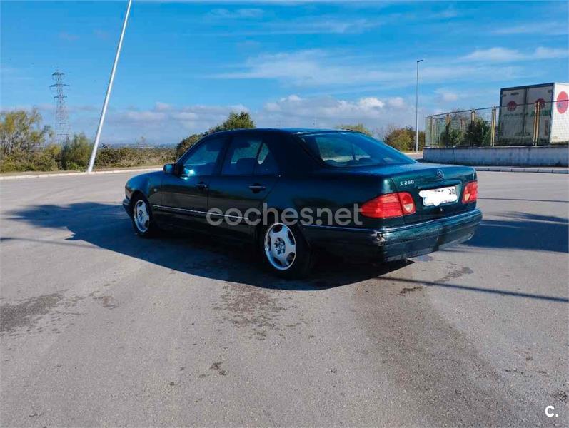 MERCEDES-BENZ Clase E