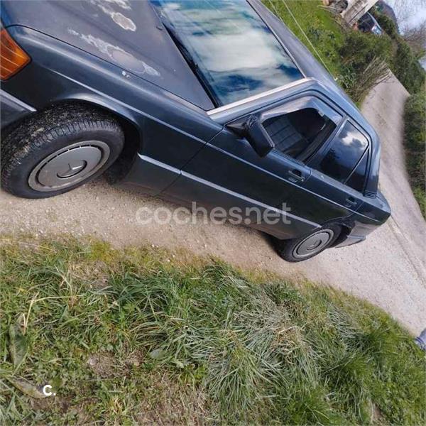 MERCEDES-BENZ 190