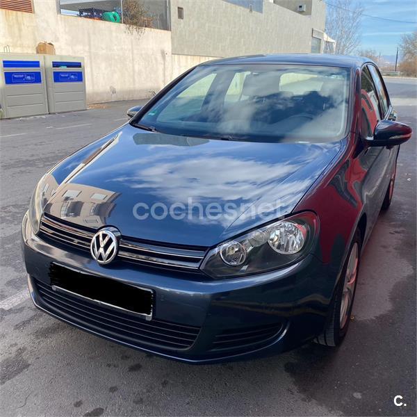 VOLKSWAGEN Golf VI 1.6 Advance