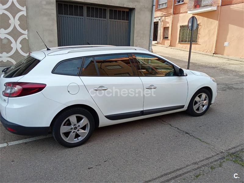 RENAULT Megane Sport Tourer Dynamique dCi 110 eco2
