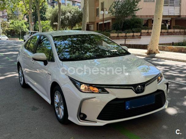 TOYOTA Corolla 1.8 125H ACTIVE TECH ECVT SEDAN