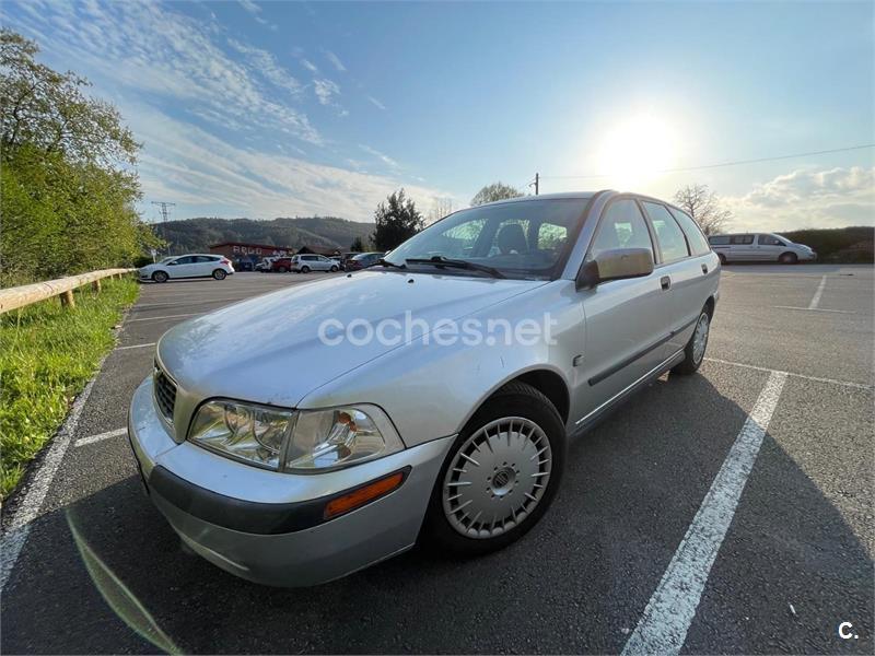 VOLVO S40 1.9D