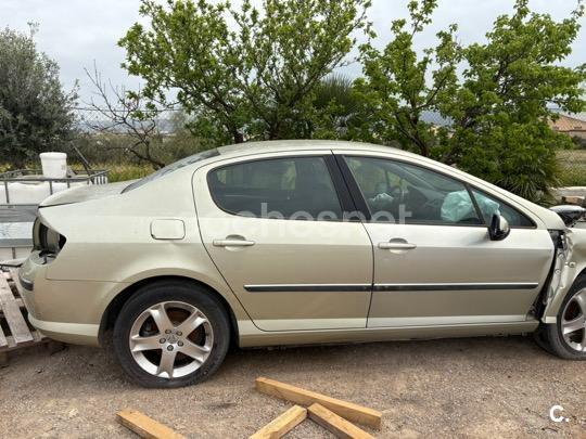 PEUGEOT 407