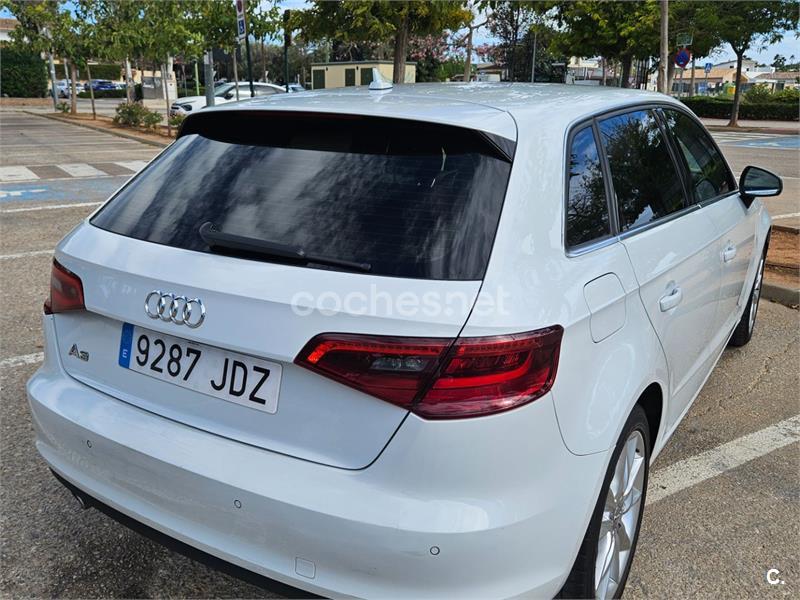 AUDI A3 Sportback 1.6 TDI clean d S line