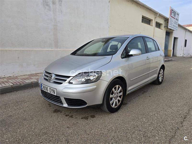 VOLKSWAGEN Golf Plus