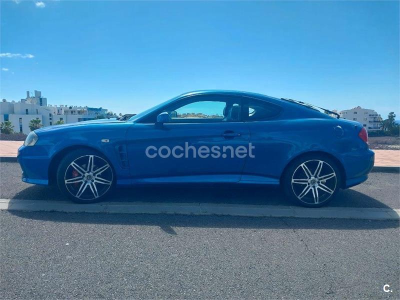 HYUNDAI Coupe