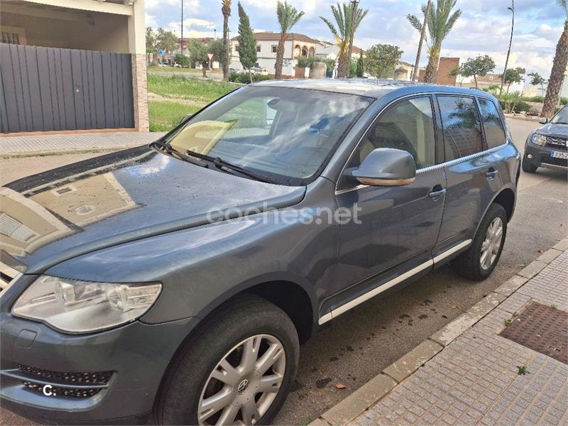 VOLKSWAGEN Touareg 2.5 R5 TDI Motion Tiptronic