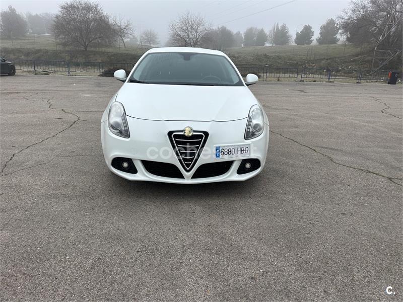 ALFA ROMEO Giulietta 2.0 JTDm TCT Distinctive