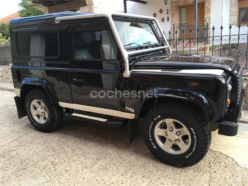 LAND-ROVER Defender 90 2.5TD5 Black L.E.