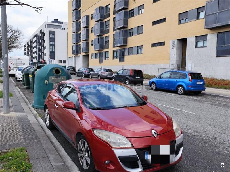 RENAULT Megane COUPE DYNAMIQUE 1.9DCI