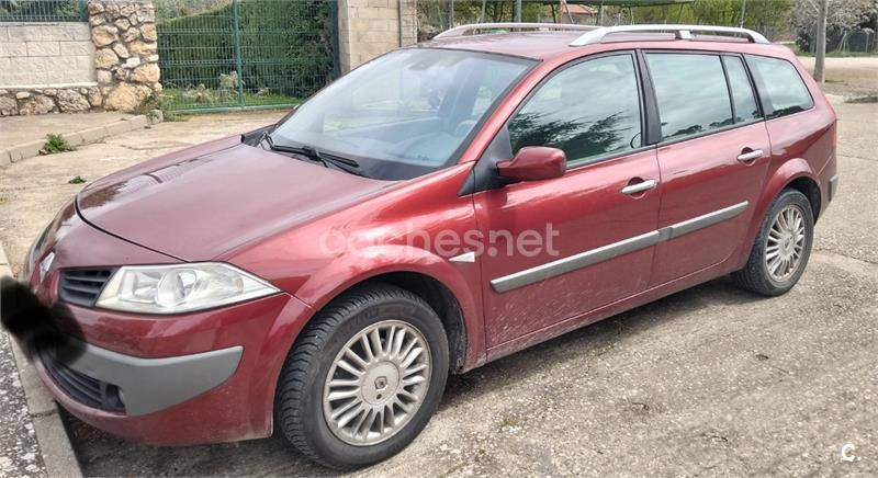 RENAULT Megane Grand Tour Confort Dynamique 1.9dCi Auto