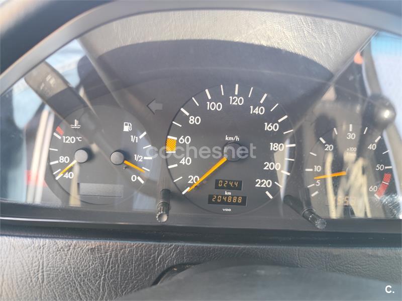MERCEDES-BENZ Clase C C 220 D ESPRIT