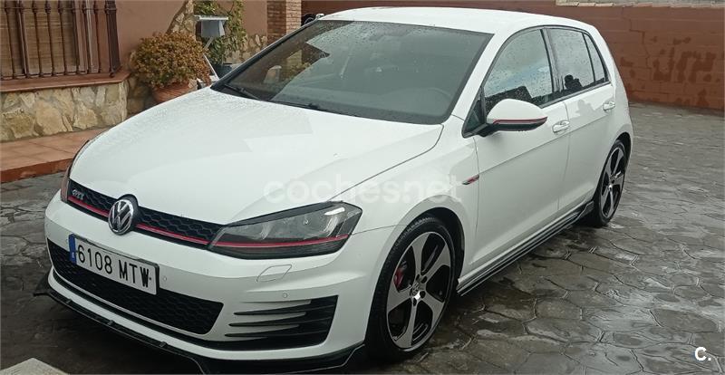 VOLKSWAGEN Golf GTI Performance 2.0 TSI BMT