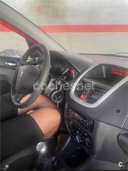 PEUGEOT 206plus 1.1