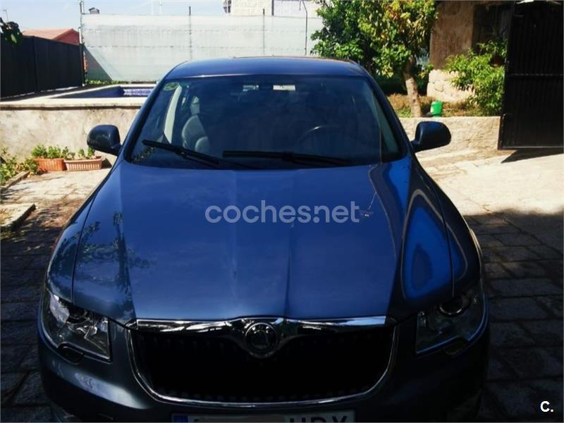 SKODA Superb 2.0 TDI PD DPF Elegance