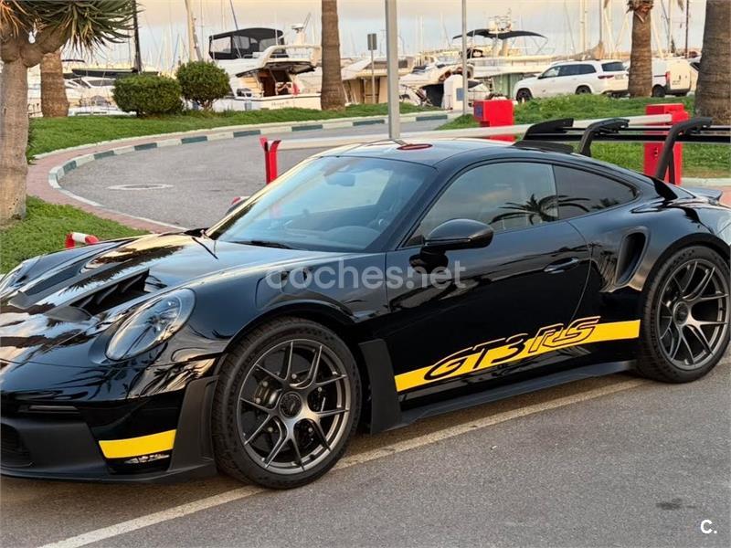 PORSCHE 911 GT3 RS