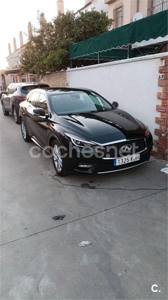 INFINITI Q30