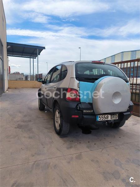 RENAULT Scenic