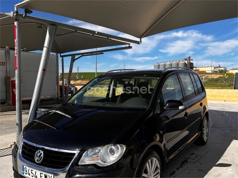 VOLKSWAGEN Touran 2.0 TDI 170 DSG Traveller