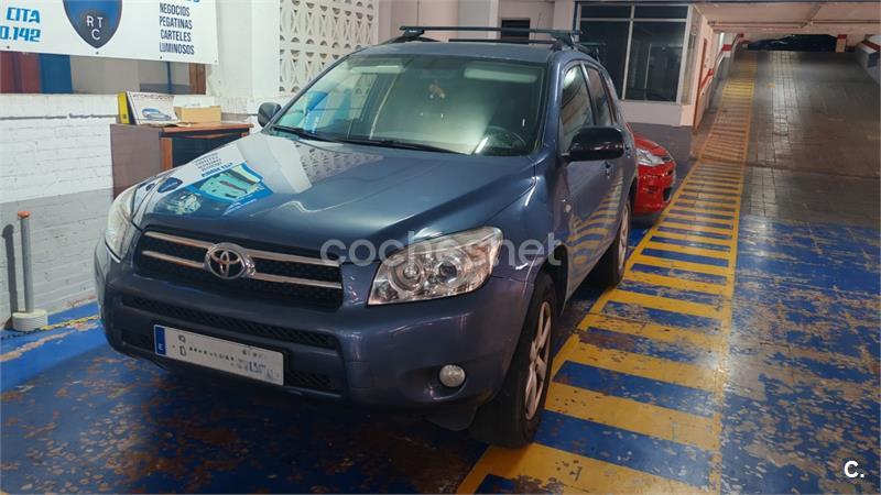 TOYOTA Rav4 2.2 D4D Sol