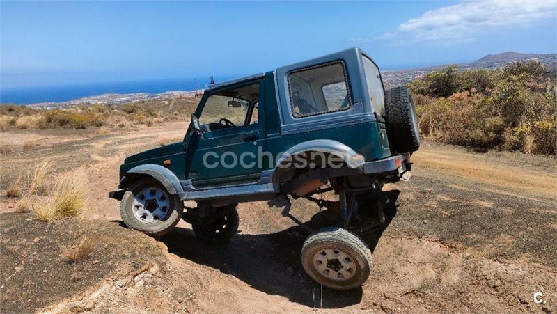 SUZUKI Samurai