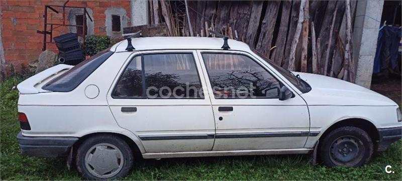 PEUGEOT 309