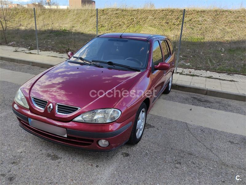 RENAULT Mégane BREAK RXE 1.9DTI